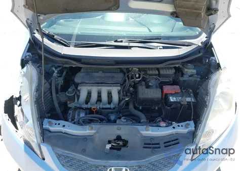 2010 Honda Fit Sport из США, поврежденный, VIN JHMGE8H47AC006964